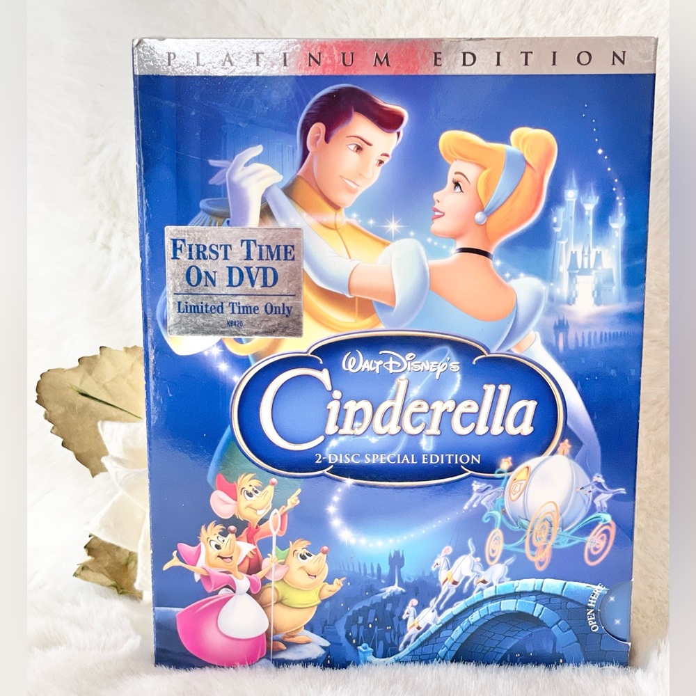 New with tags PLATINUM EDITION WALT DISNEY’S CINDERELLA 2 Disc EDITION 2005